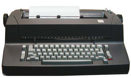 La máquina de escribir  Gustavo Romaña Alcántara